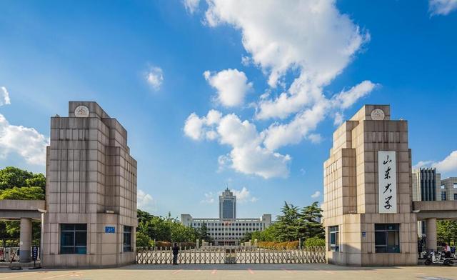 这4所大学堪称“巨无霸”，招生人数超过1万人!