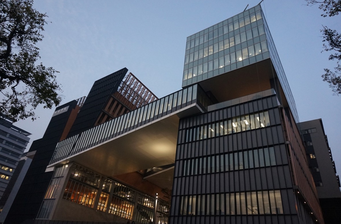 香港珠海学院：2025年开放100个学位名额，新增两个专业！